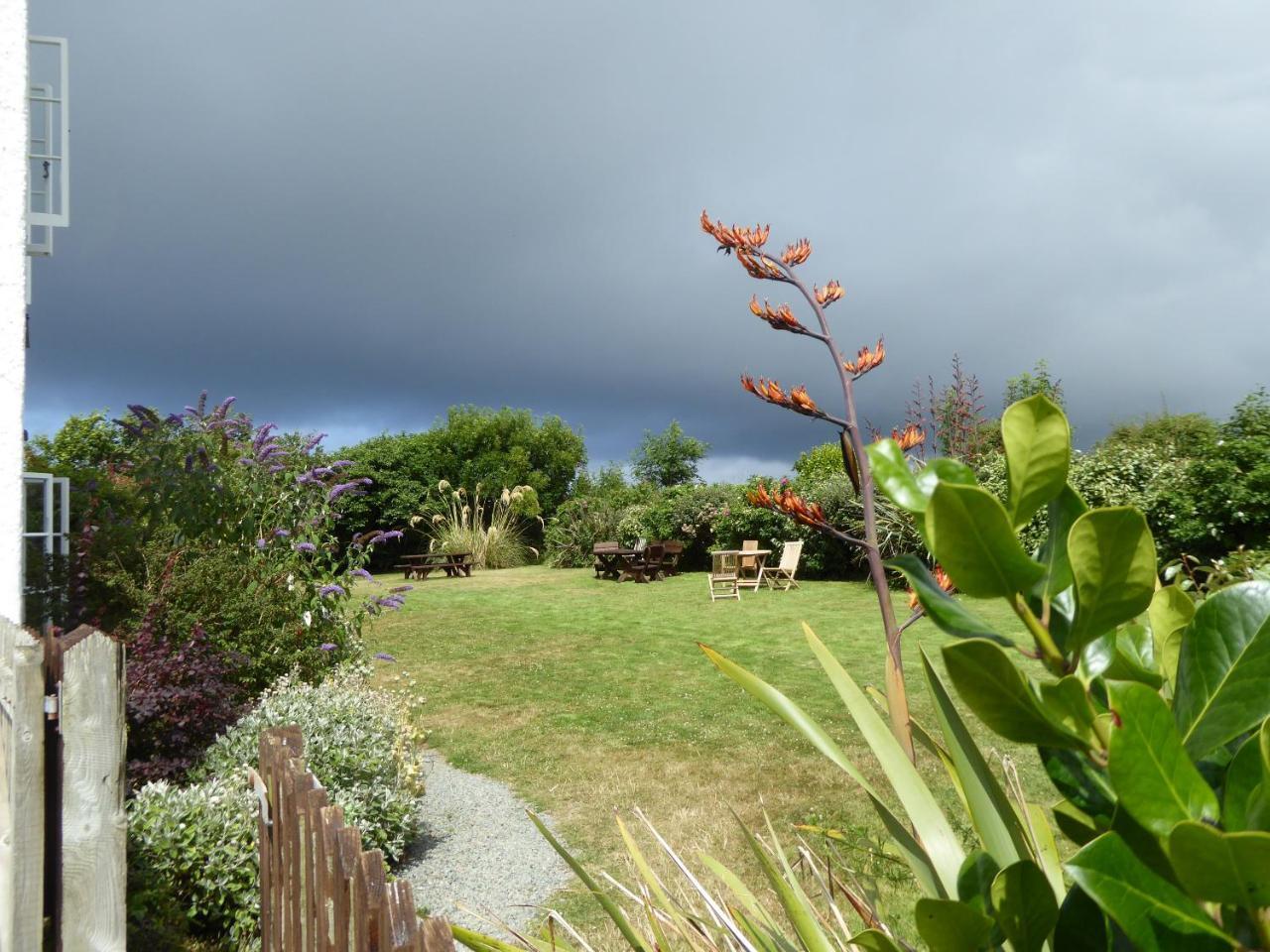 Lower Tresmorn Bed and breakfast Crackington Haven