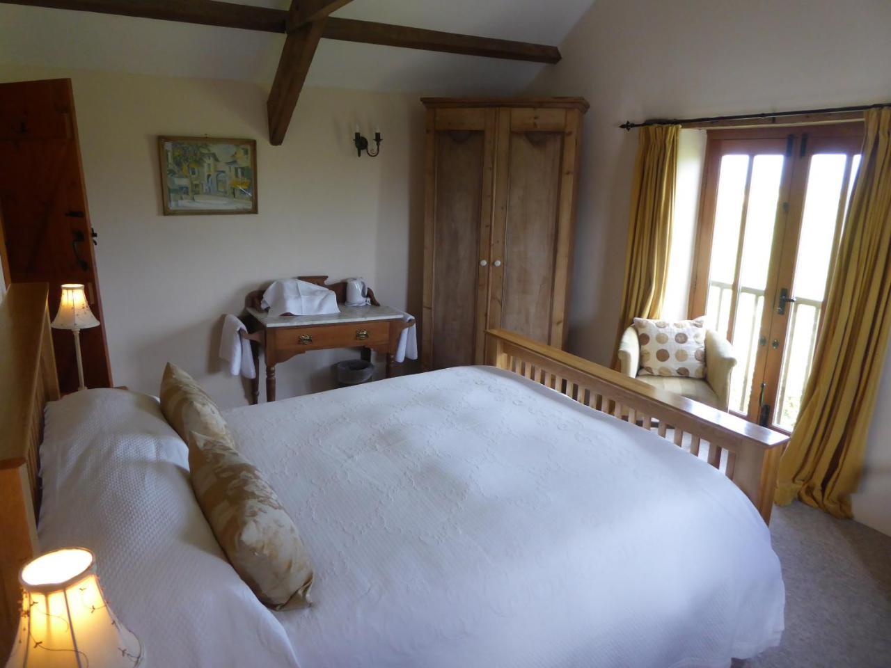 Lower Tresmorn Bed and breakfast Crackington Haven
