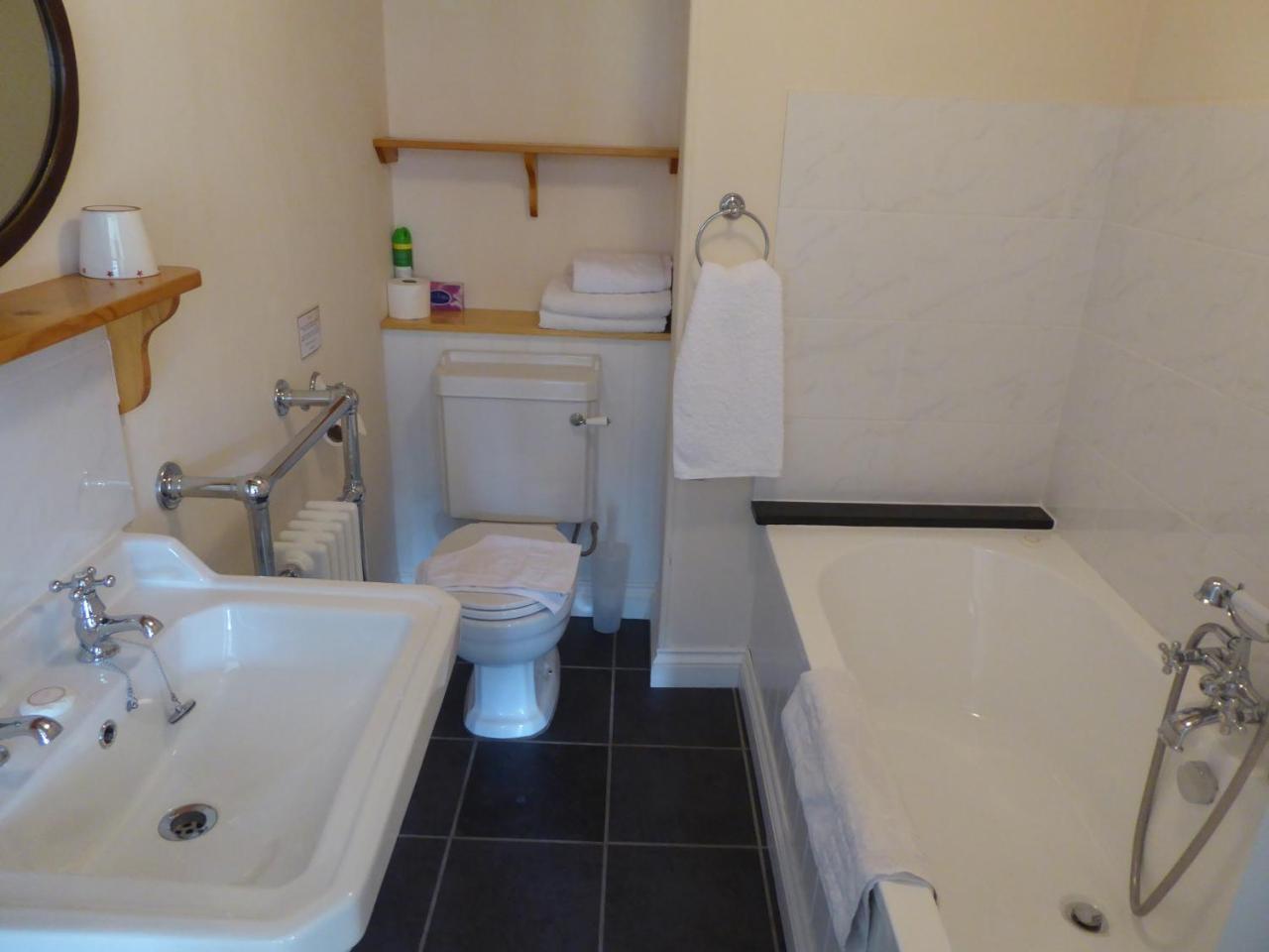 Bed and breakfast Lower Tresmorn 3*
